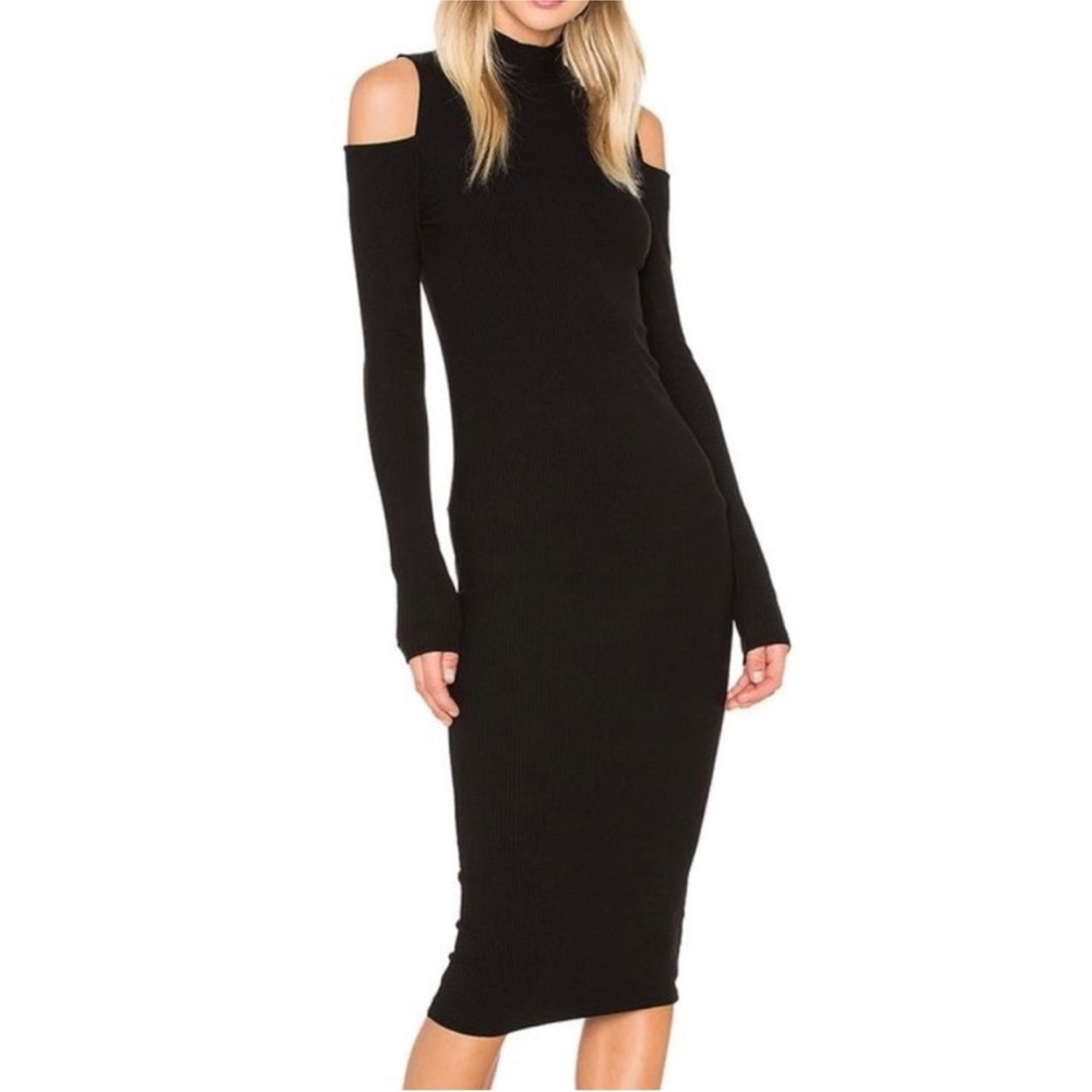 Cold shoulder bodycon dress
